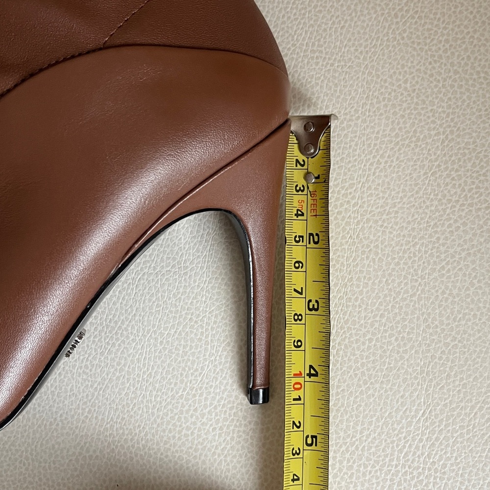 NEW REISS 20”
Carina Pointed Toe Knee High Heel Brown Leather Stiletto Boots - Picture 11 of 13